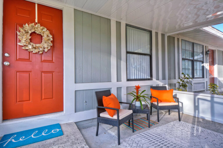 The Sound of Serenity: How Live Oak Creates a Peaceful Oasis in the University Area